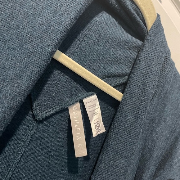 Athleta X-Small Long Sleeve NIRVANA WEAR TWO WAYS WRAP CARDIGAN - Picture 3 of 4